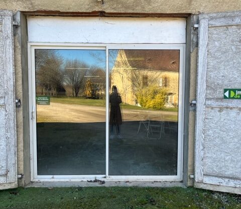 Local commercial à louer de 150 m² à La Chapelle-Aubareil
