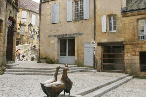 Local commercial à louer de 100 m² à Sarlat-la-Canéda