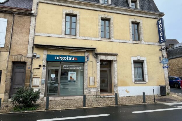 Local commercial à louer de 16.99 m² à Sarlat-la-Canéda