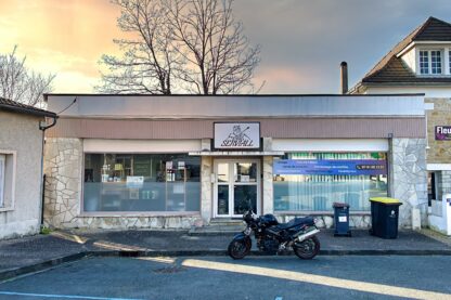 Bureaux à louer de 81 m² à Le Lardin-Saint-Lazare